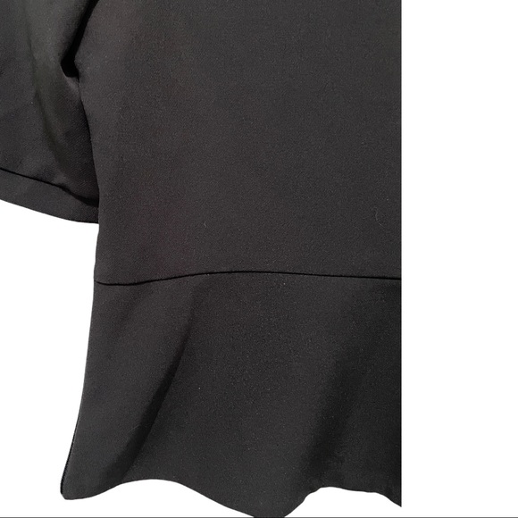 Vince Camuto Top Peplum bottom Front tie cinch waist,  Side Zip keyhole back M - Picture 6 of 8